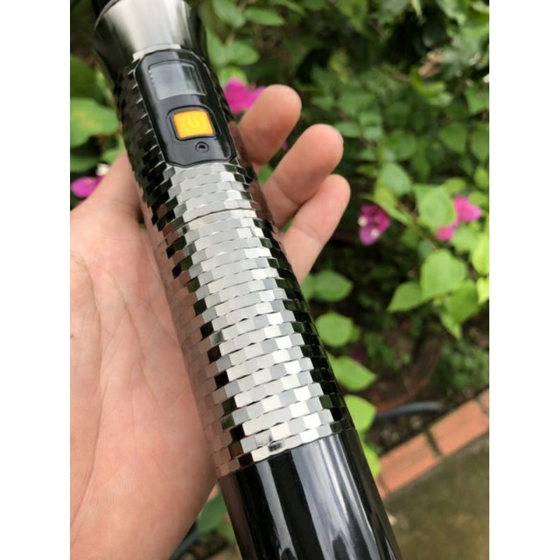 Micro Kim Loại Diamond UHF Loa Kéo Cao Cấp Mẫu Mới