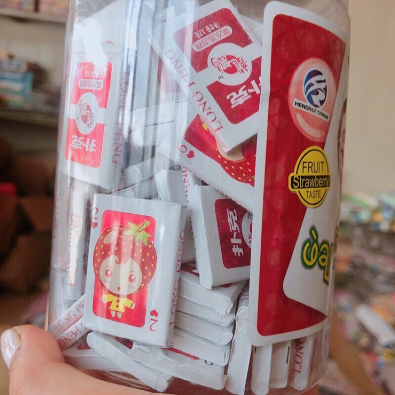 Lọ kẹo cao su hình lá bài