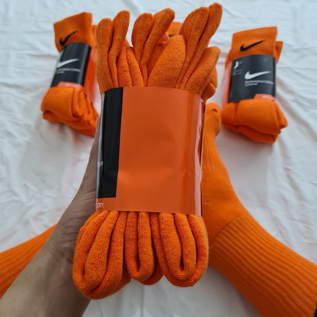 Pack 3 đôi tất thể thao Nike cao cổ màu Cam Mã 1 - Free ship + Quà tặng Loved socks by TatsTats.vn