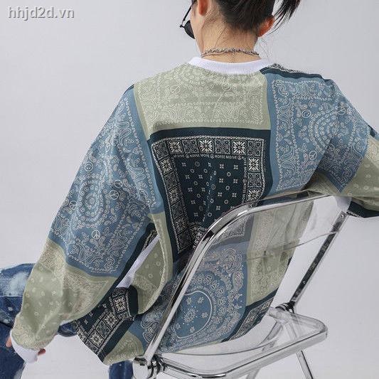 Áo sweater dáng rộng phong cách thu đông thời trang cá tính cho nam và nữ