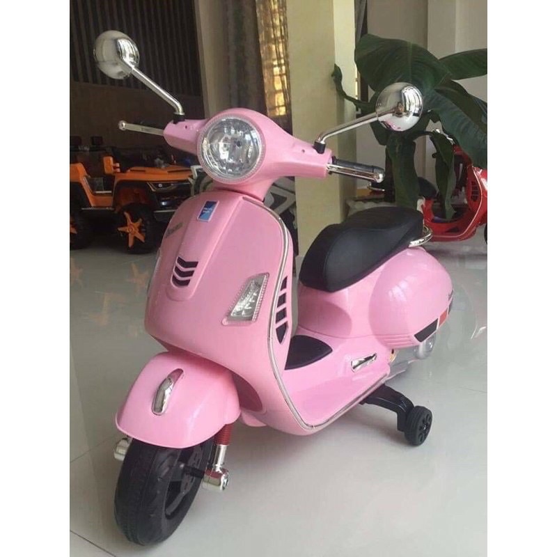 Xe máy điện trẻ em Vespa Q-618