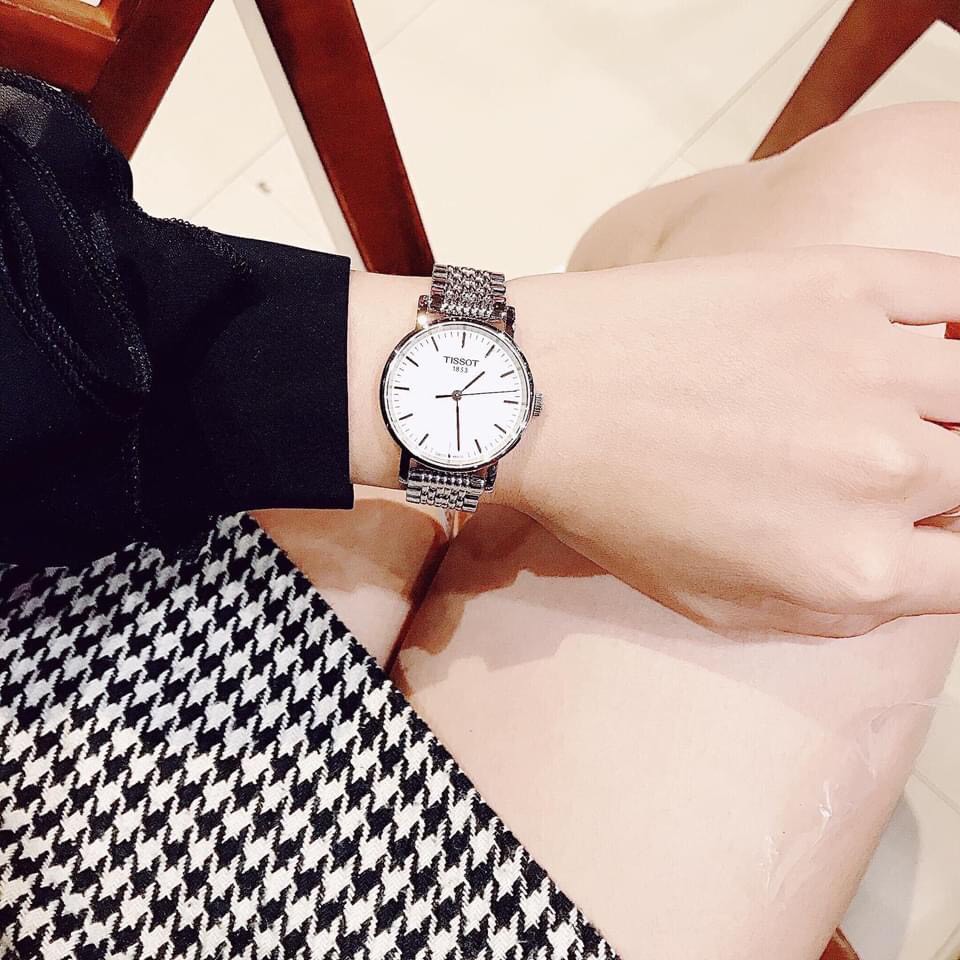 Đồng hồ nữ chính hãng Tissot Everytime - Máy Quartz pin Thụy Sĩ - Mặt kính Sapphire chống xước tốt