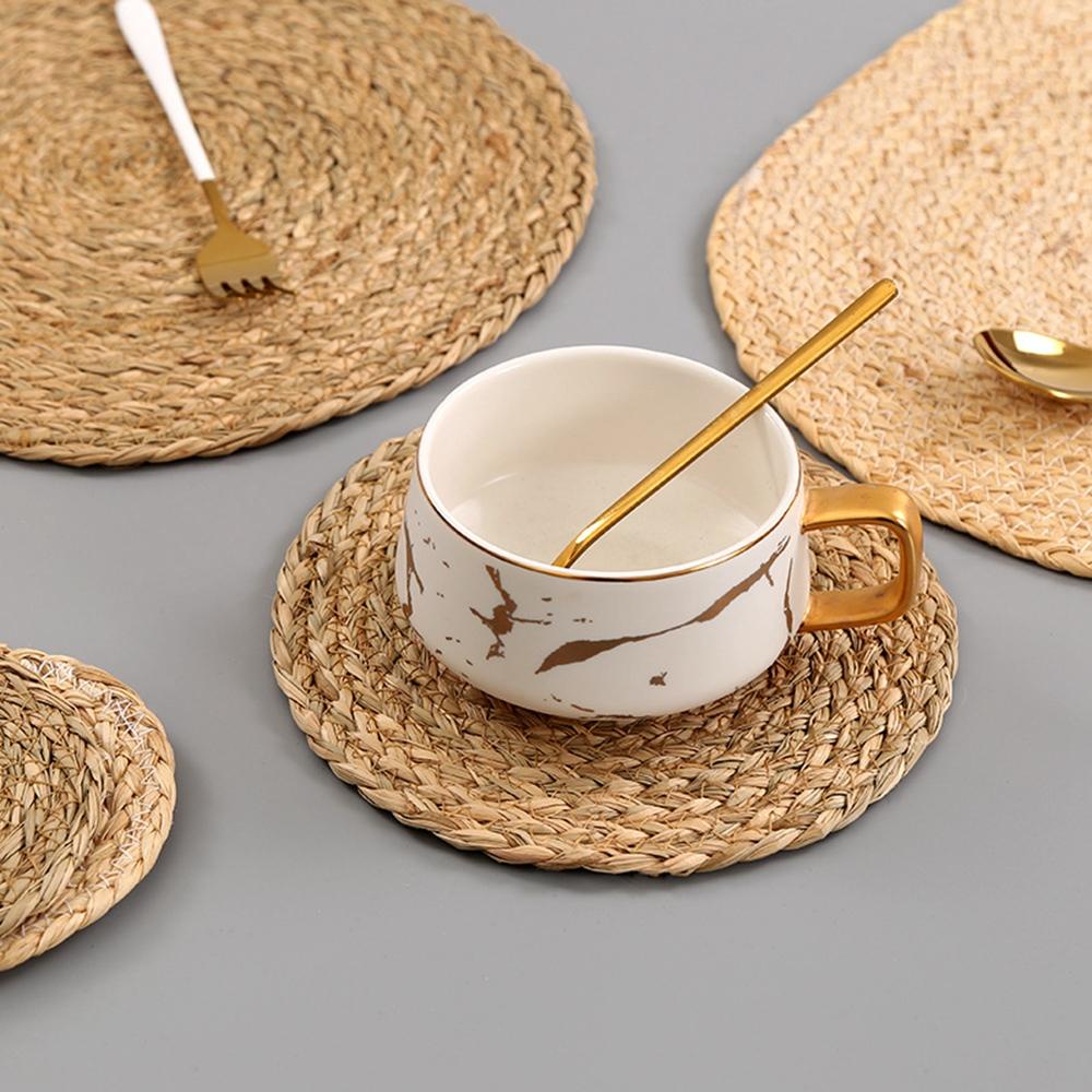 Tấm Lót Bàn Ăn Thiết Kế Kiểu Dệt Handmade Cách Nhiệt Tiện Dụng Cho Nhà Bếp