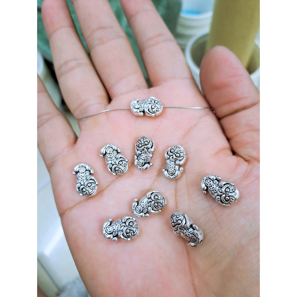 Charm sỉ mới về : 50 gram = 25k / 1 gói  Homi Handmade Shopee