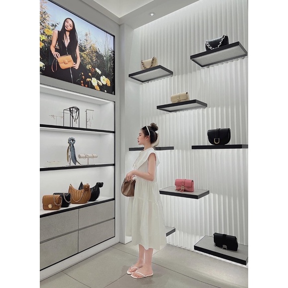 VÁY ĐẦM NỮ MAXI CỔ CHỜM VAI BẢN LỚN