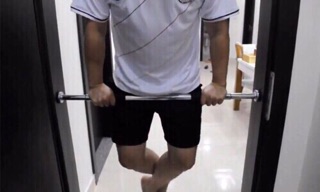 Xà đơn hít tường