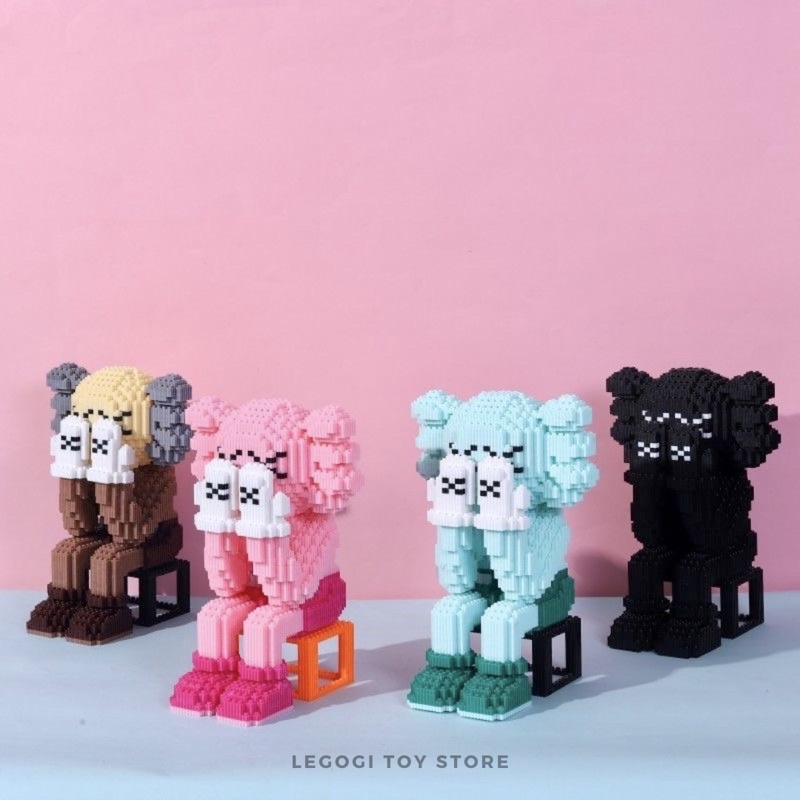 Đồ chơi xếp hình Legogi KAWS 35CM gạch răng cưa mô hình lắp ráp trưng bày phòng quà tặng sinh nhật