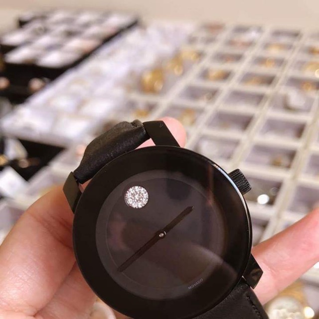 Đồng hồ nữ hiệu Movado