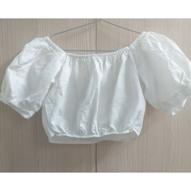 Áo croptop trễ vai bo eo của tôi