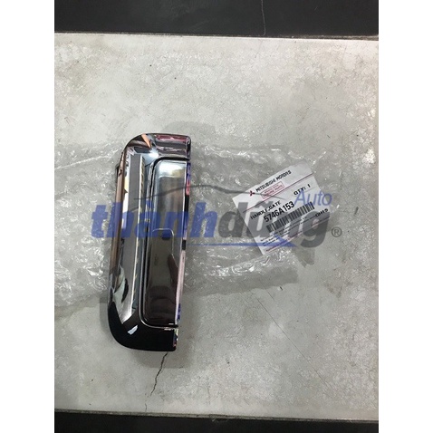 TAY MỞ CỬA THÙNG SAU MITSUBISHI TRITON-5746A153