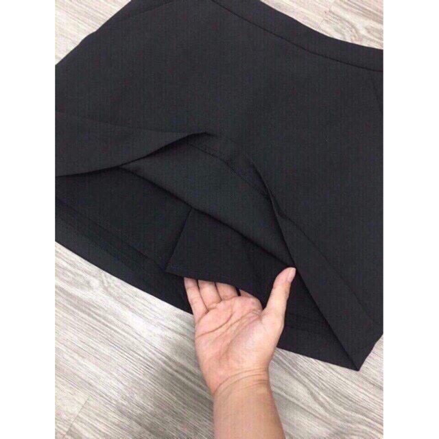 Chân váy A có quần trong chất Umi siêu xinh | BigBuy360 - bigbuy360.vn