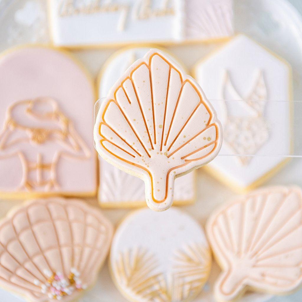 Khuôn Làm Bánh Quy Họa Tiết Chữ Happy Birthday Xinh Xắn