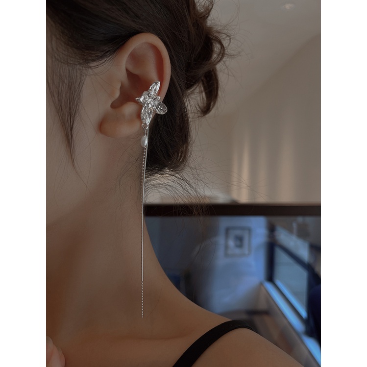 Khuyên Kẹp Vành Tai Dáng Dài Không Xỏ Lỗ Hình Bướm Đính Ngọc Trai Giả Phối Tua Rua Thời Trang Mùa Hè Chất Lượng Cao Cho Nữ