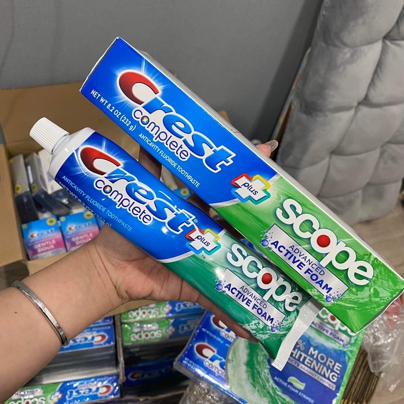 KEM ĐÁNH RĂNG 𝐂𝐑𝐄𝐒𝐓 𝐂𝐎𝐌𝐏𝐋𝐄𝐓𝐄 𝐄𝐗𝐓𝐑𝐀 𝐖𝐇𝐈𝐓𝐄𝐍𝐈𝐍𝐆 𝐒𝐂𝐎𝐏𝐄 (232g)