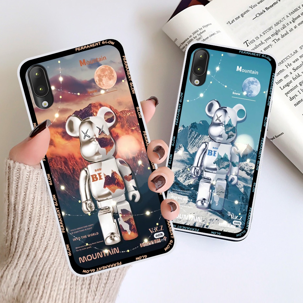 Ốp Vsmart Star in hình họa tiết Mountain, Be@rbrick dễ thương (T13 - T18)
