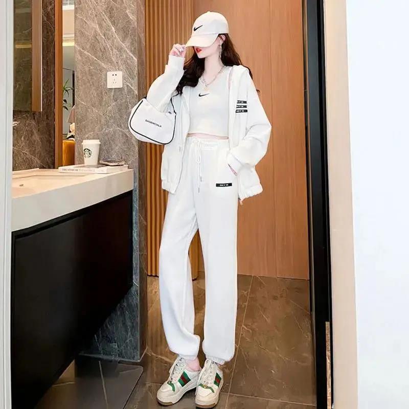 Set quần áo thể thao thời trang năng động cho nữ