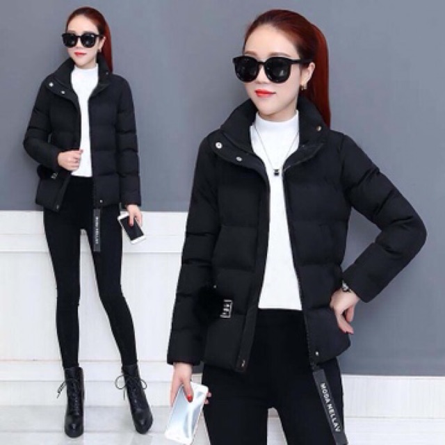 Áo phao dánh ngắn kèm quả cầu lông