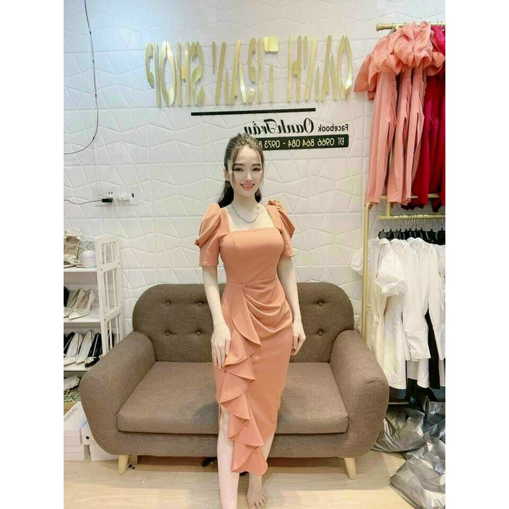 Đầm cá sẻ tà điệu đà xếp li nhẹ phối cổ vuông trông cực kì quý phái 2 màu nure và đỏ vải mềm co giãn