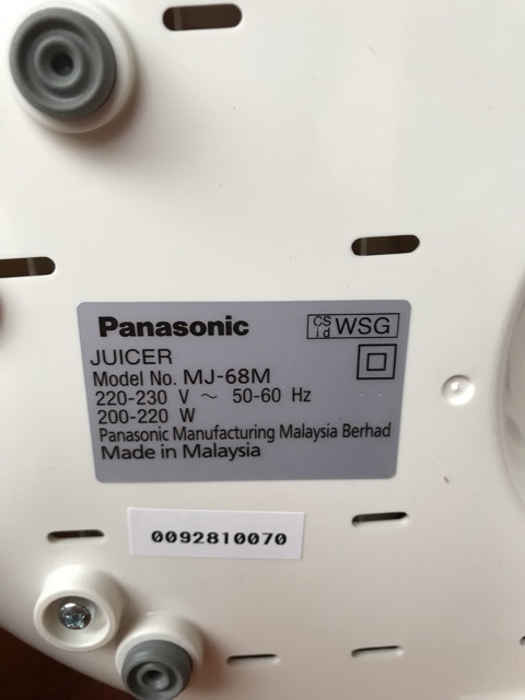 Máy ép trái cây Panasonic MJ68 - hàng chính hãng