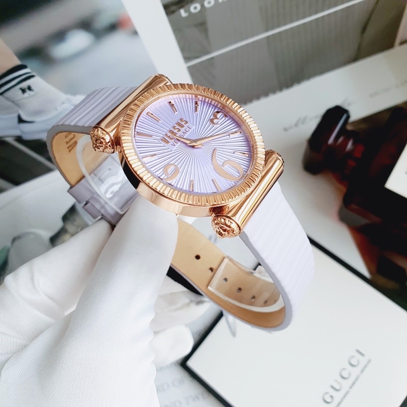Đồng hồ nữ Versus by Versace Republique Màu tím nhạt bản hiếm... đẹp xuất sắc...