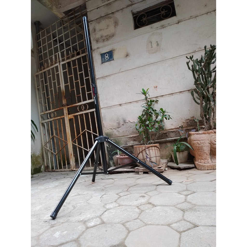 Giá Treo Tivi Di Động Ba Chân Đứng 32 - 55 Inch - Di Chuyển Mọi Nơi Dễ Dàng