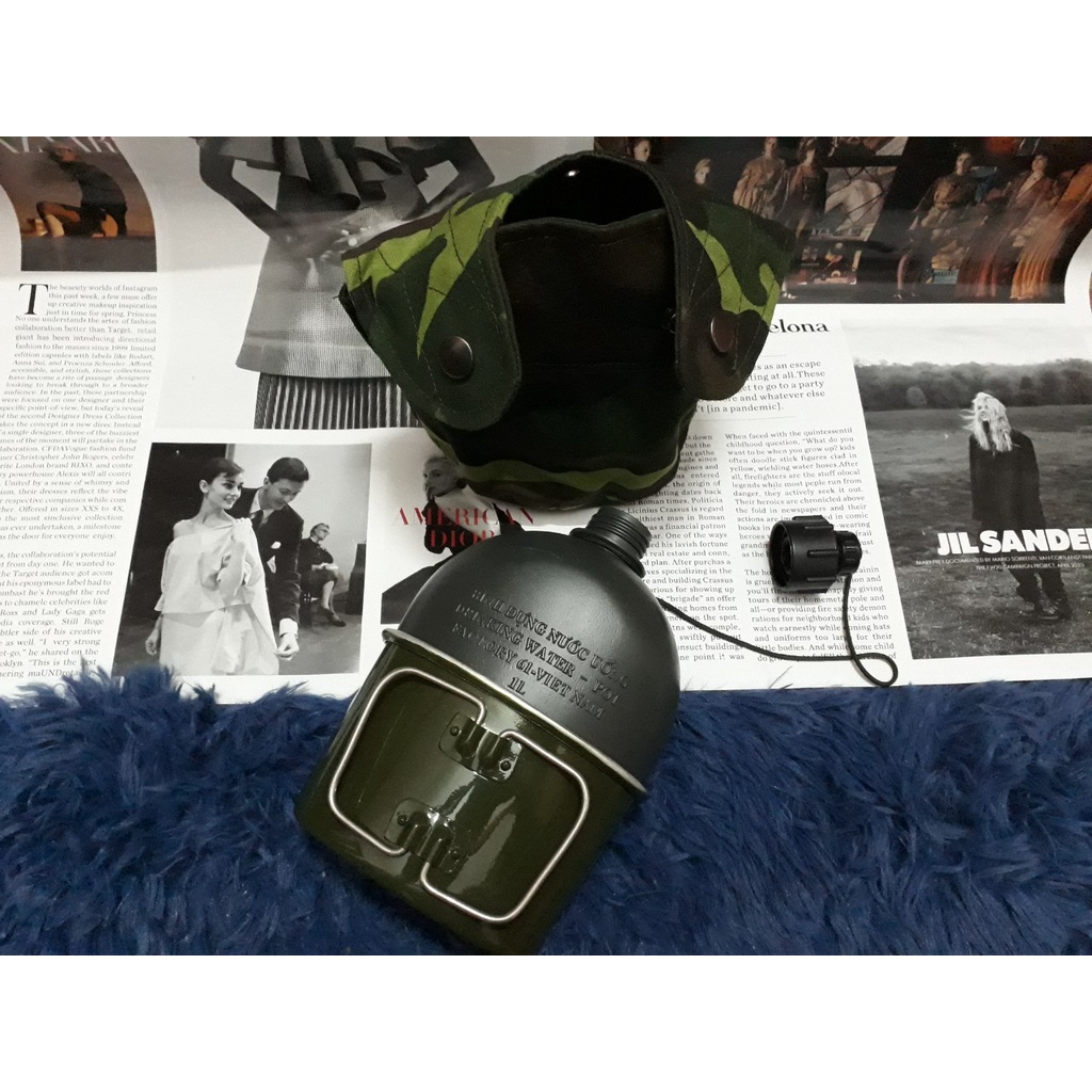 Bình tông đựng nước- Hàng chuẩn cấp phát