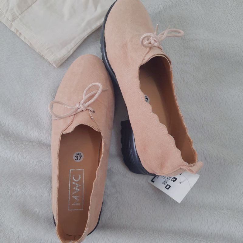 Giày MWC size 37,5- 38.150K thanh lý - ẢNH SHOP CHỤP