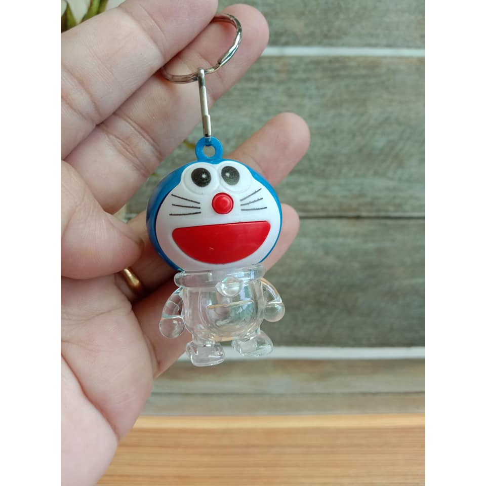 Móc khóa hình Doraemon có đèn LED
