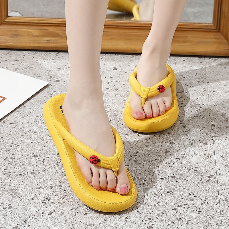 Dép Xỏ Ngón Đế Dày Mềm Chống Trượt Thời Trang Mùa Hè Cho Nữ