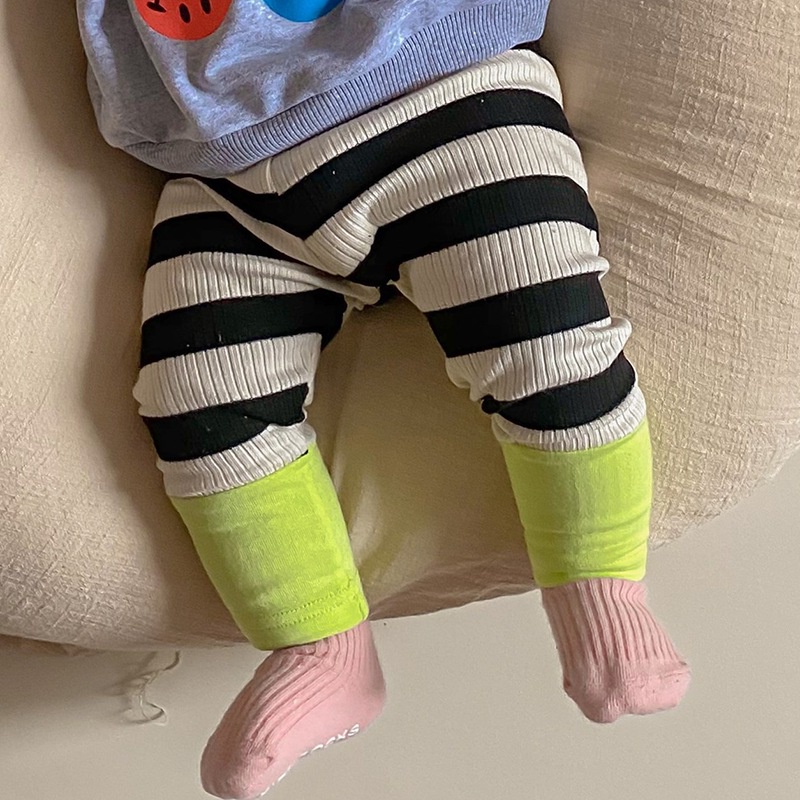 Quần Legging Kẻ Sọc Nhiều Màu Sắc Cho Bé