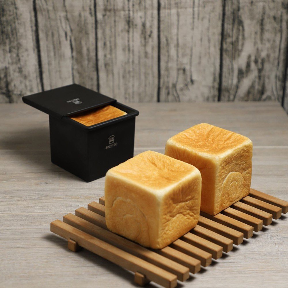 Khuôn làm bánh mì gối vuông chống dính cỡ bánh 250g SN2190 Sanneng