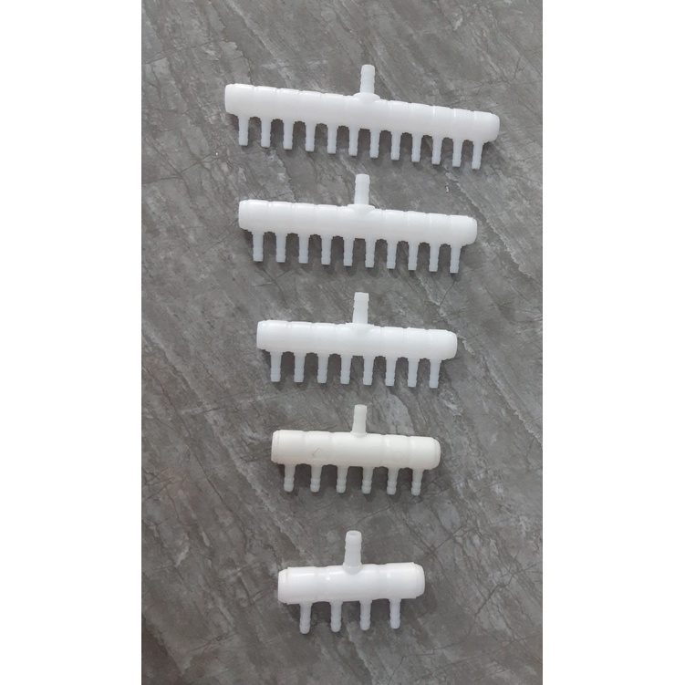 Chia Oxy Bằng Nhựa Cho Hồ Cá 4 Đầu Ra