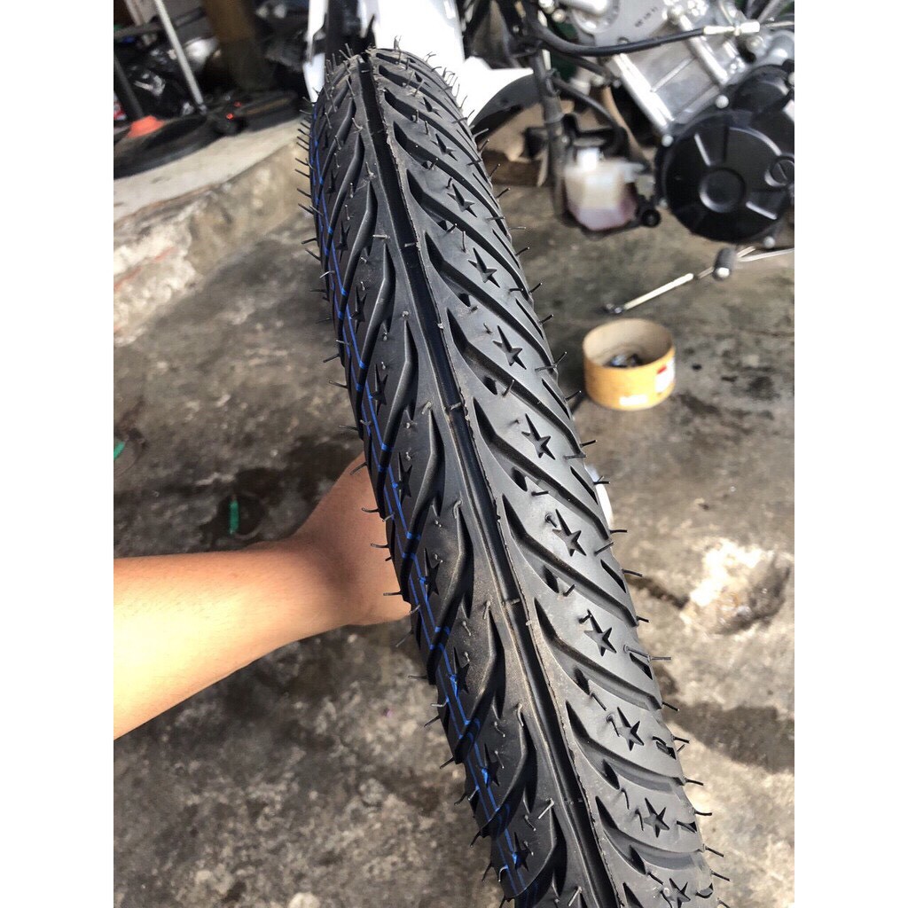 CẶP VỎ CÓ RUỘT CVR NGÔI SAO VÀ GAI RAIDER CHO XE ĐI BÁNH NHỎ