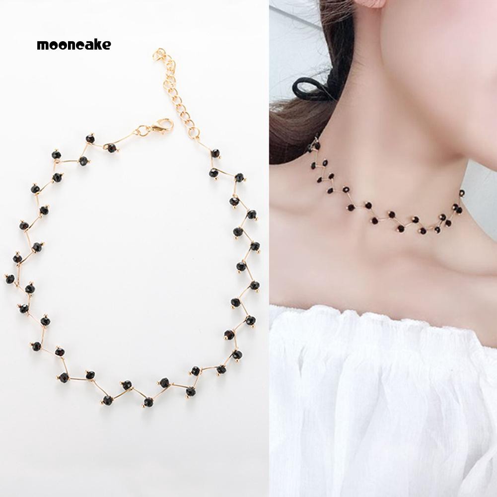 Dây chuyền choker đính hạt mặt trăng thời trang nữ tính