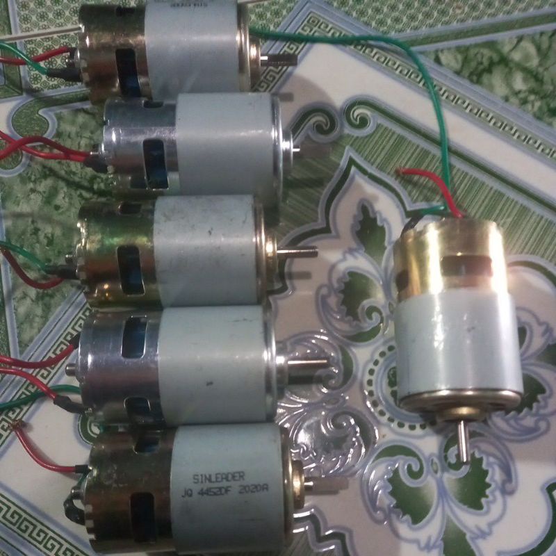Động cơ 775 trục D siêu khỏe chũi than mới 99%