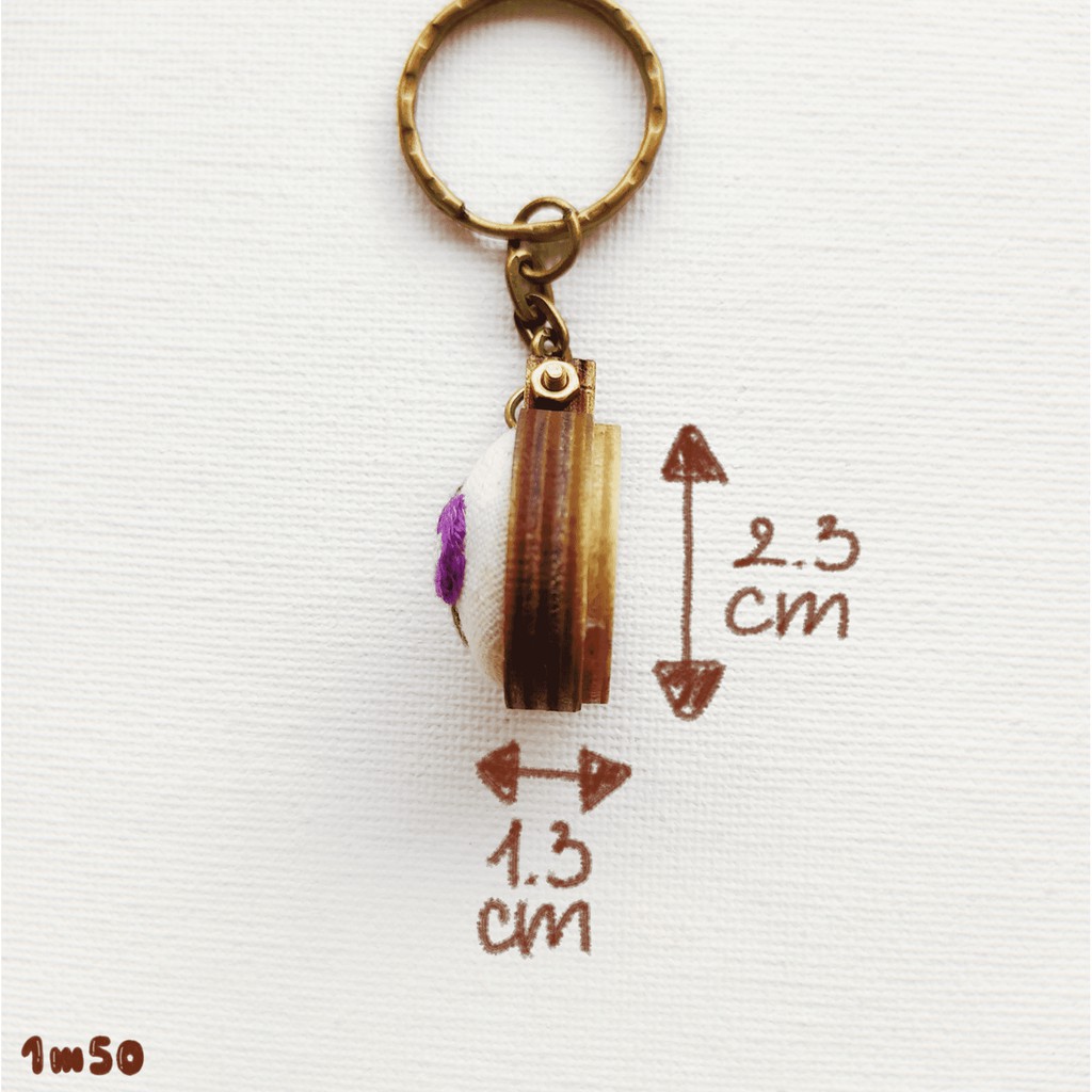 Mẫu đơn tím  - Móc khóa thêu tay handmade / Hand-embroidered keychain