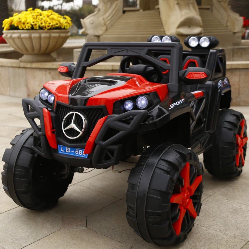 Ô tô xe điện trẻ em siêu địa hình MERCEDES LB 688 đồ chơi vận động cho bé (Vàng,Trắng,Đỏ)