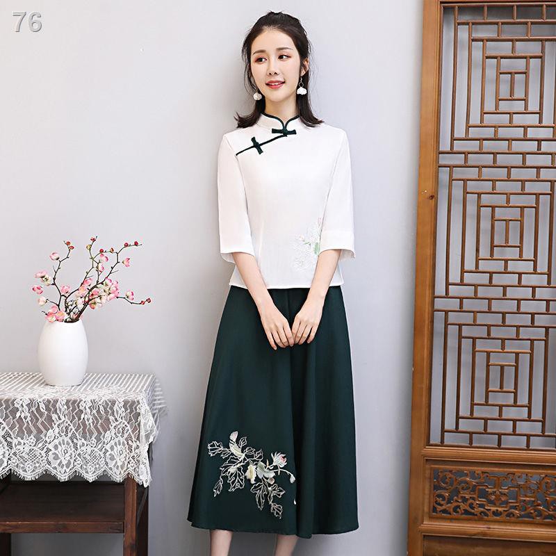 Mùa xuân và mùa hè phong cách dân tộc phụ nữ cotton và vải lanh Trung Quốc cải tiến sườn xám áo một mảnh thêu văn học và