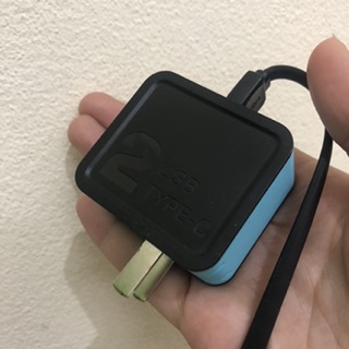 Củ sạc 2 cổng Usb + 1 TypeC 2U 3.4A Remax RP-U24 (Vàng)
