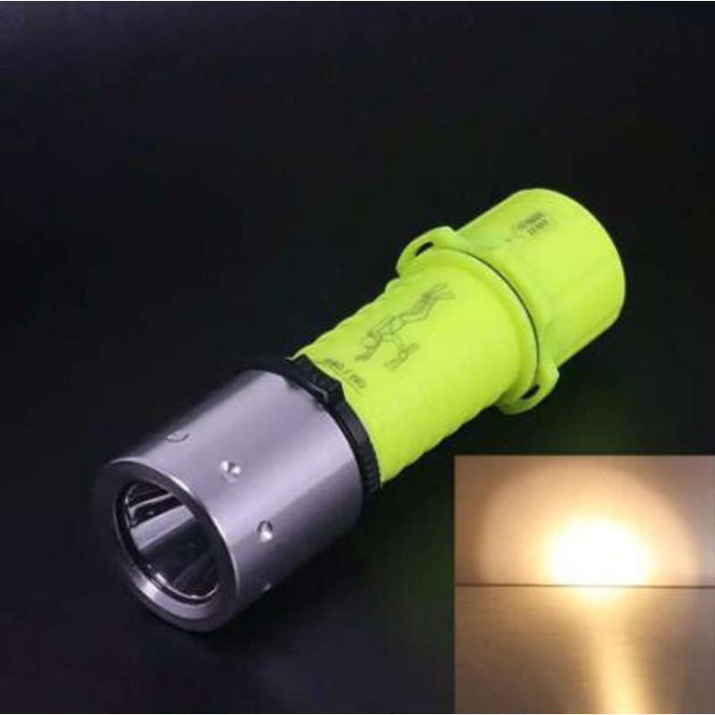 Đèn Pin XML T6 LED 3 Chế Độ Màu Vàng Chống Thấm Nước Chuyên Dụng Cho Thợ Lặn