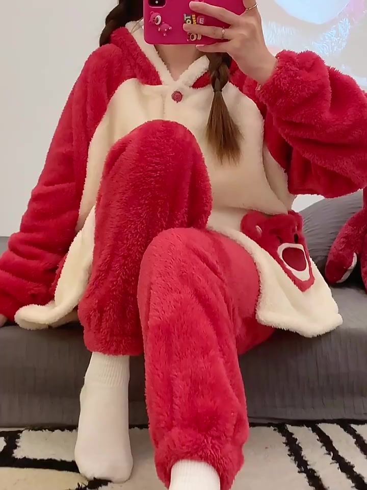 Bộ Đồ Ngủ Chất Nỉ Dày Dặn In Họa Tiết Hoạt Hình Chú Gấu / Dâu Tây Dễ Thương Thời Trang Mùa Đông 20 | BigBuy360 - bigbuy360.vn