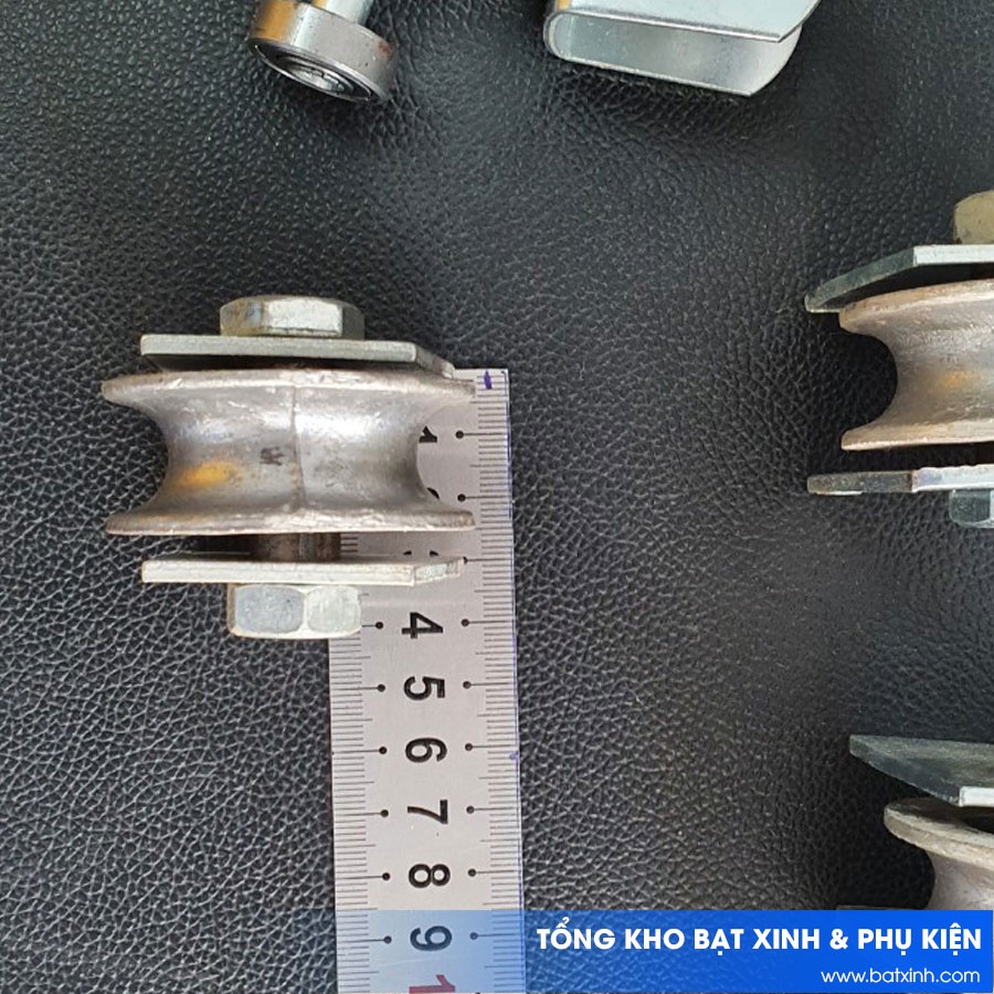 Buly nhôm kéo cáp bạt xếp lượn sóng, bạt mái kéo di động, Buly nhôm 5 Phân rãnh U