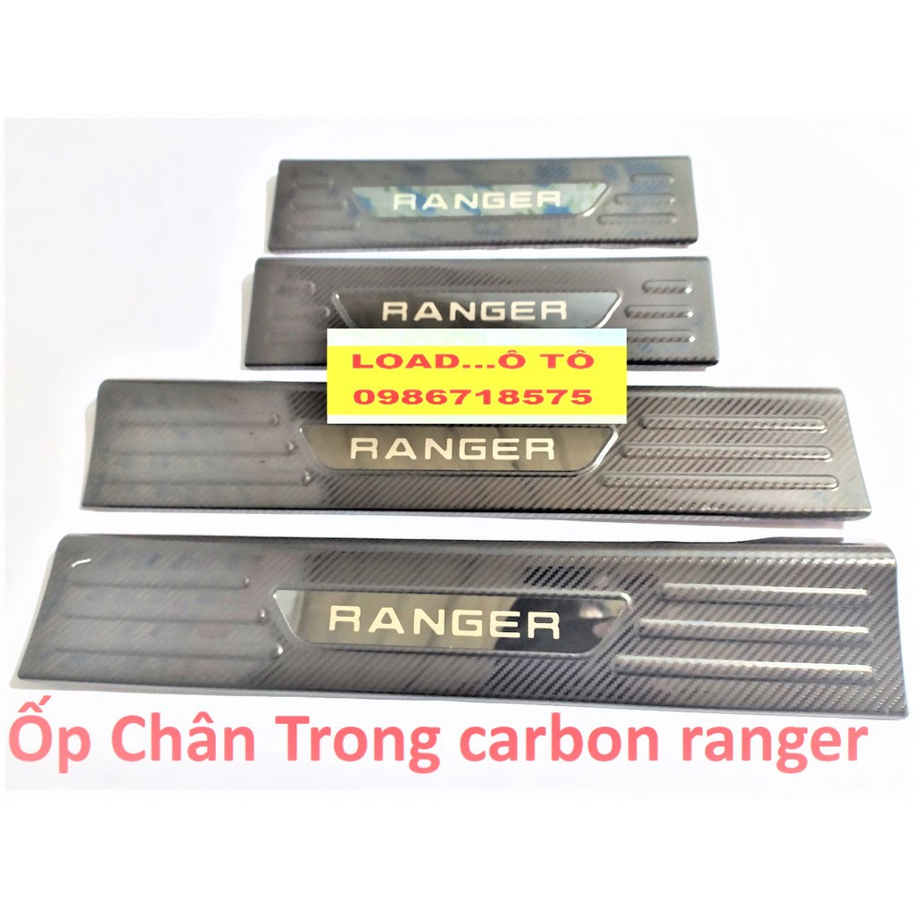 Ốp Bậc Cửa, Nẹp Bước Chân Trong Xe Ford Ranger 2022-2016 Chất Liệu Vân Carbon cao Cấp