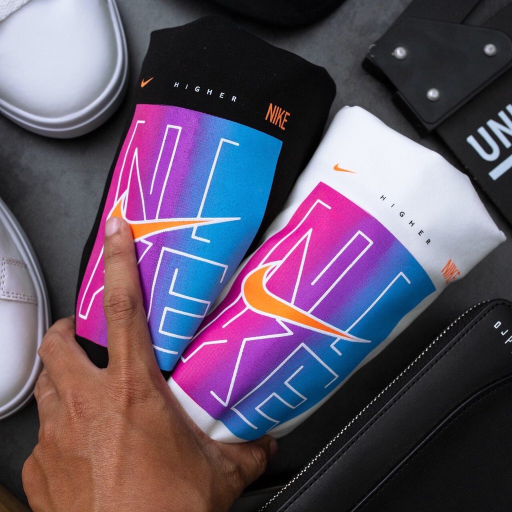 Áo thun tay ngắn mẫu cực hot vải mịn đẹp | BigBuy360 - bigbuy360.vn