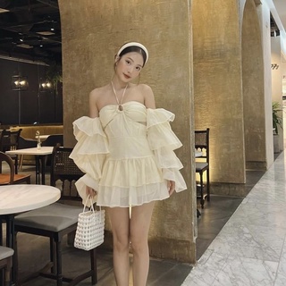 Váy cổ yếm tay bèo 6 tầng