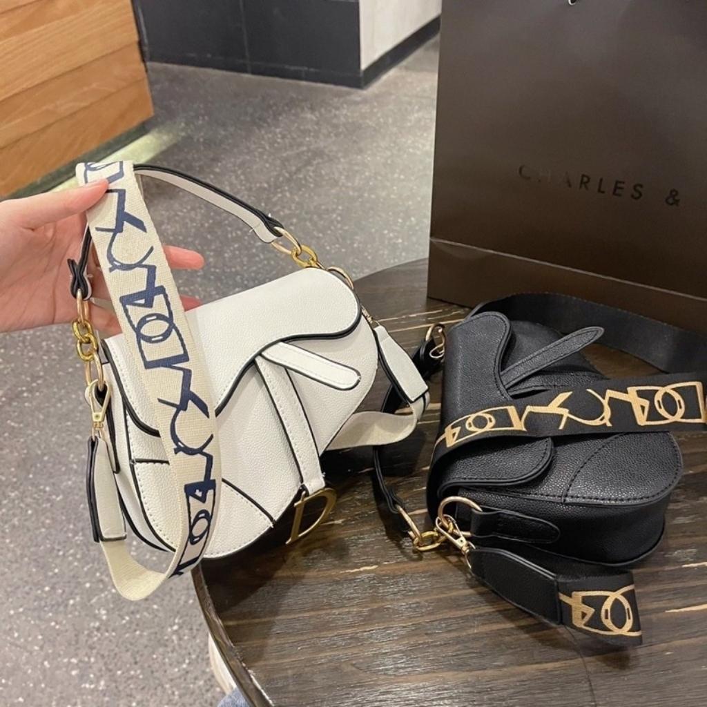 Túi xách nữ đeo chéo đi chơi thời trang cao cấp giá rẻ kiểu dáng yên ngựa NAMI NM02