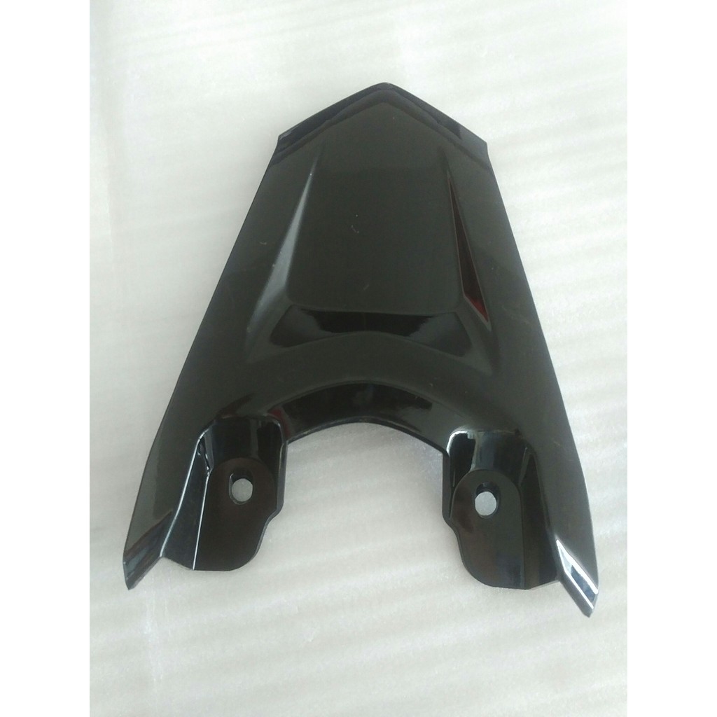 Mu rùa (Ốp đuôi) Taurus đen Yamaha