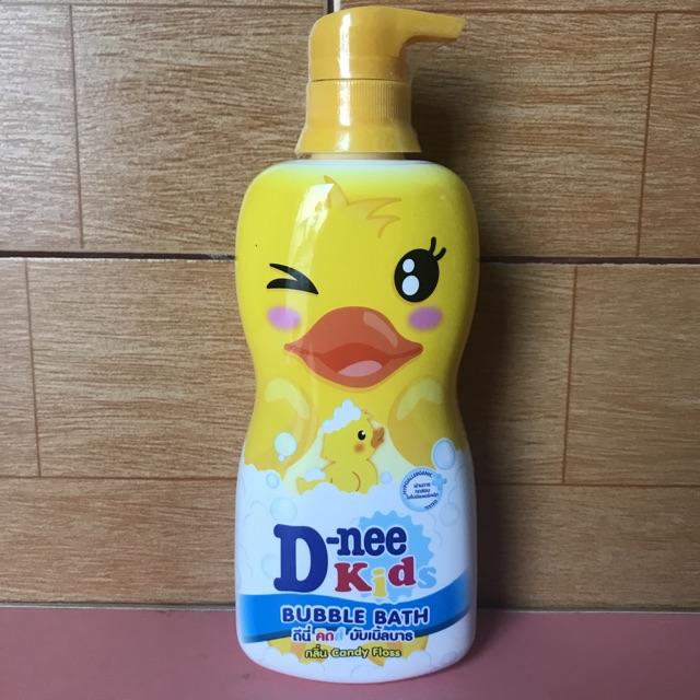 Sữa tắm gội Dnee Kid hình thú 400ml