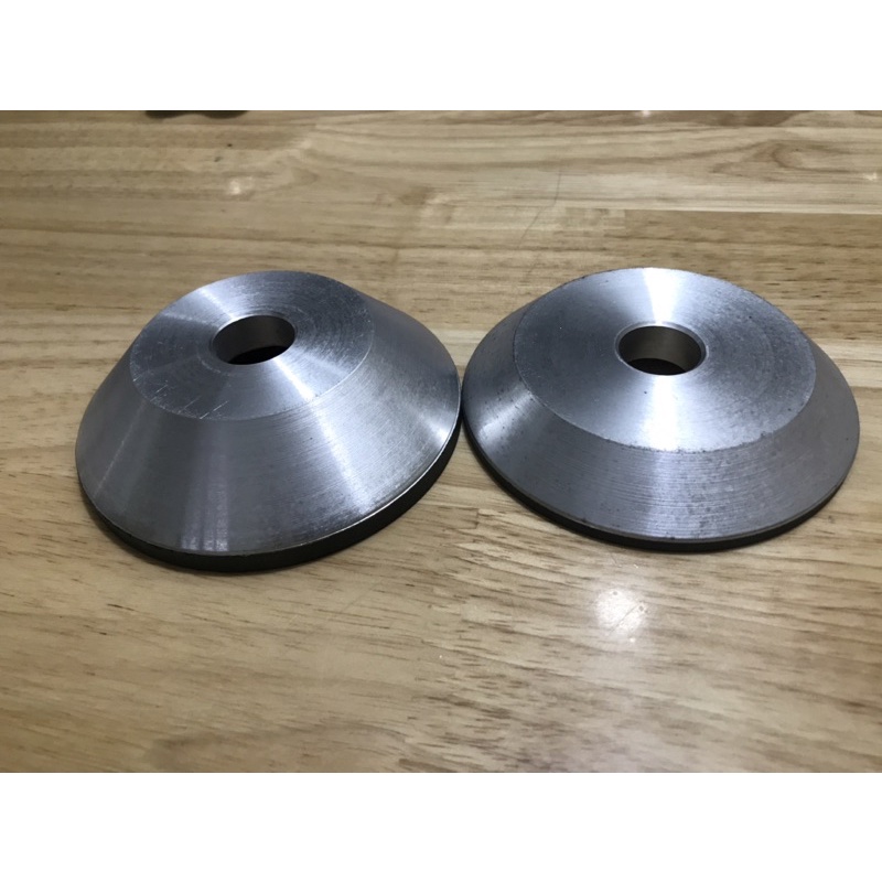 Đá mài hợp kim độ mịn 600, đk bát 10cm, bản mài 2.5cm, lỗ trục 2cm