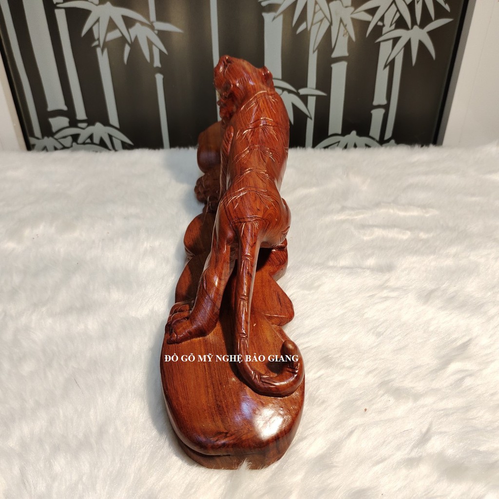 Tượng con hổ phong thủy gỗ hương 40 cm